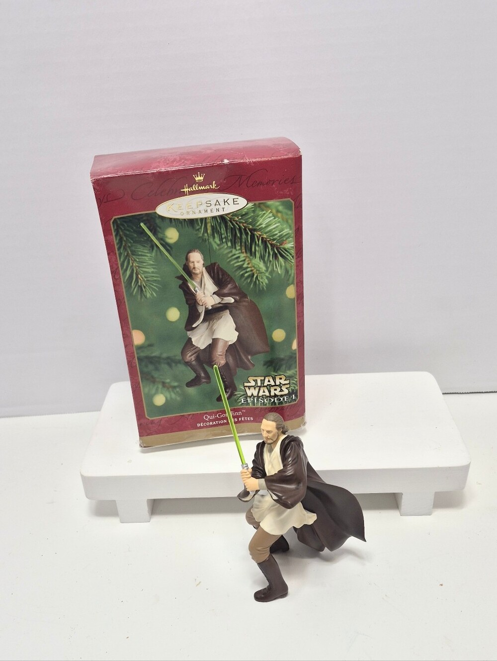 Hallmark Keepsake Ornament 2001 Star Wars Qui-Gon Jinn Episode 1 Phantom